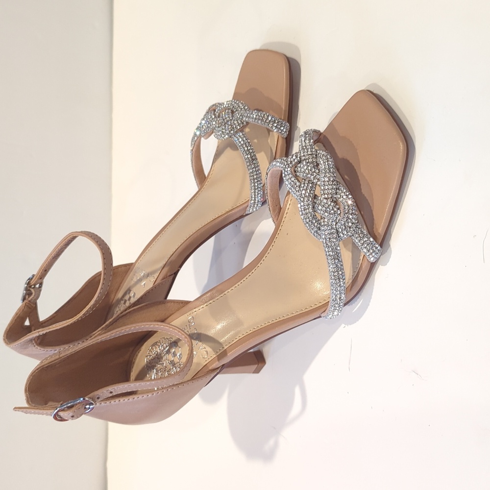 NWT Vince Camuto Rhinestone Sandals